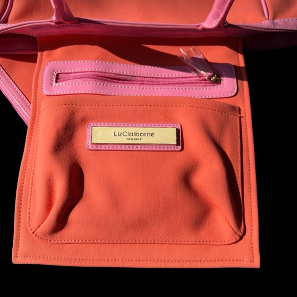 💖 Liz Claiborne Canvas Tote 💖 - Picture 2 of 3